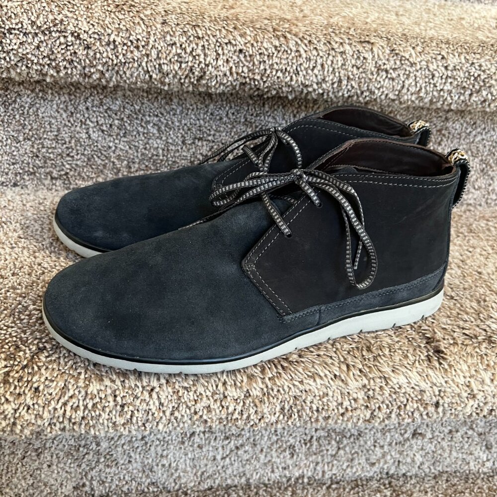UGG Men's Black Treadlte Energ Suede Ankle Boots.